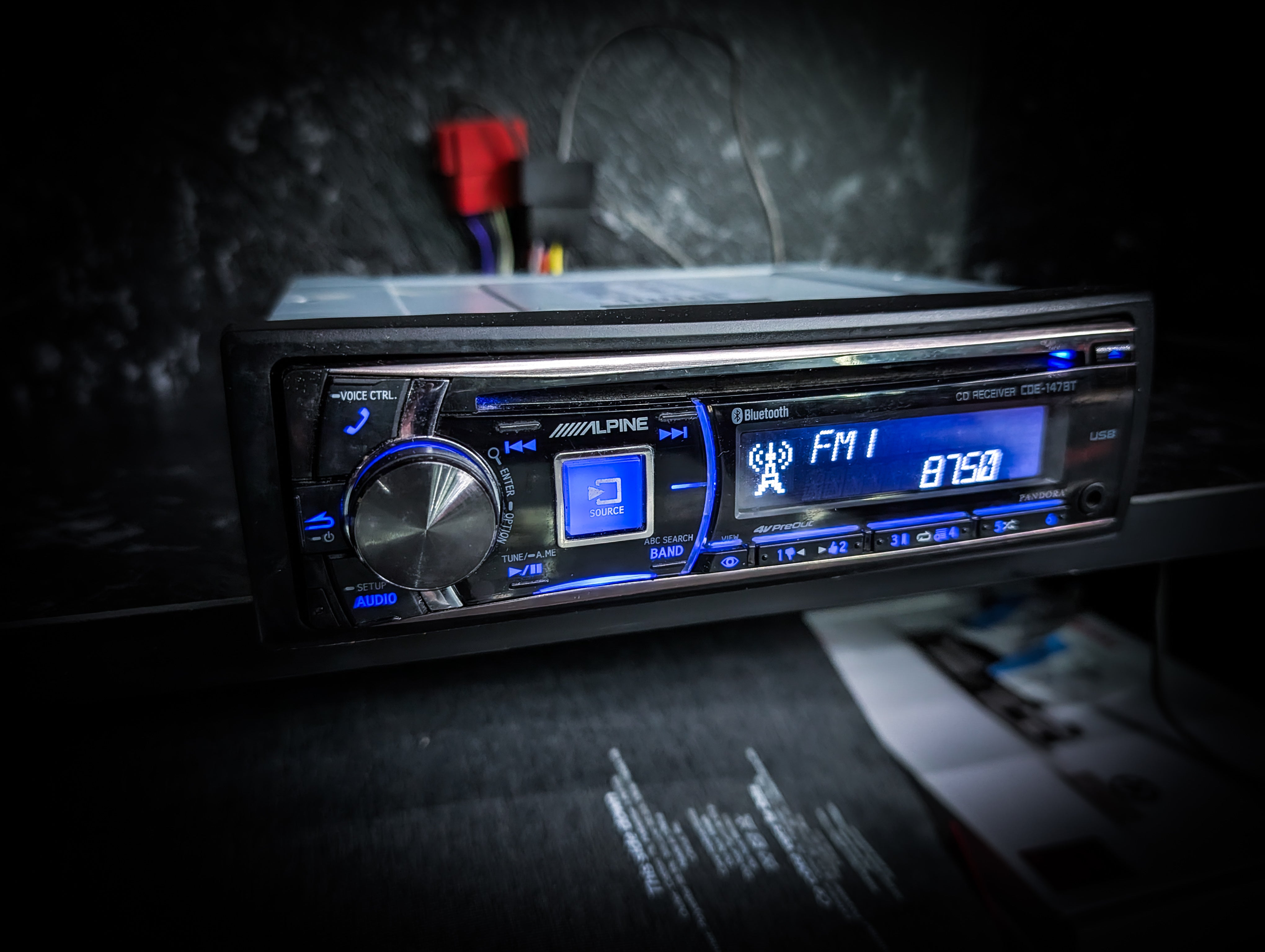 ALPINE Bluetooth Single Din Car Stereo