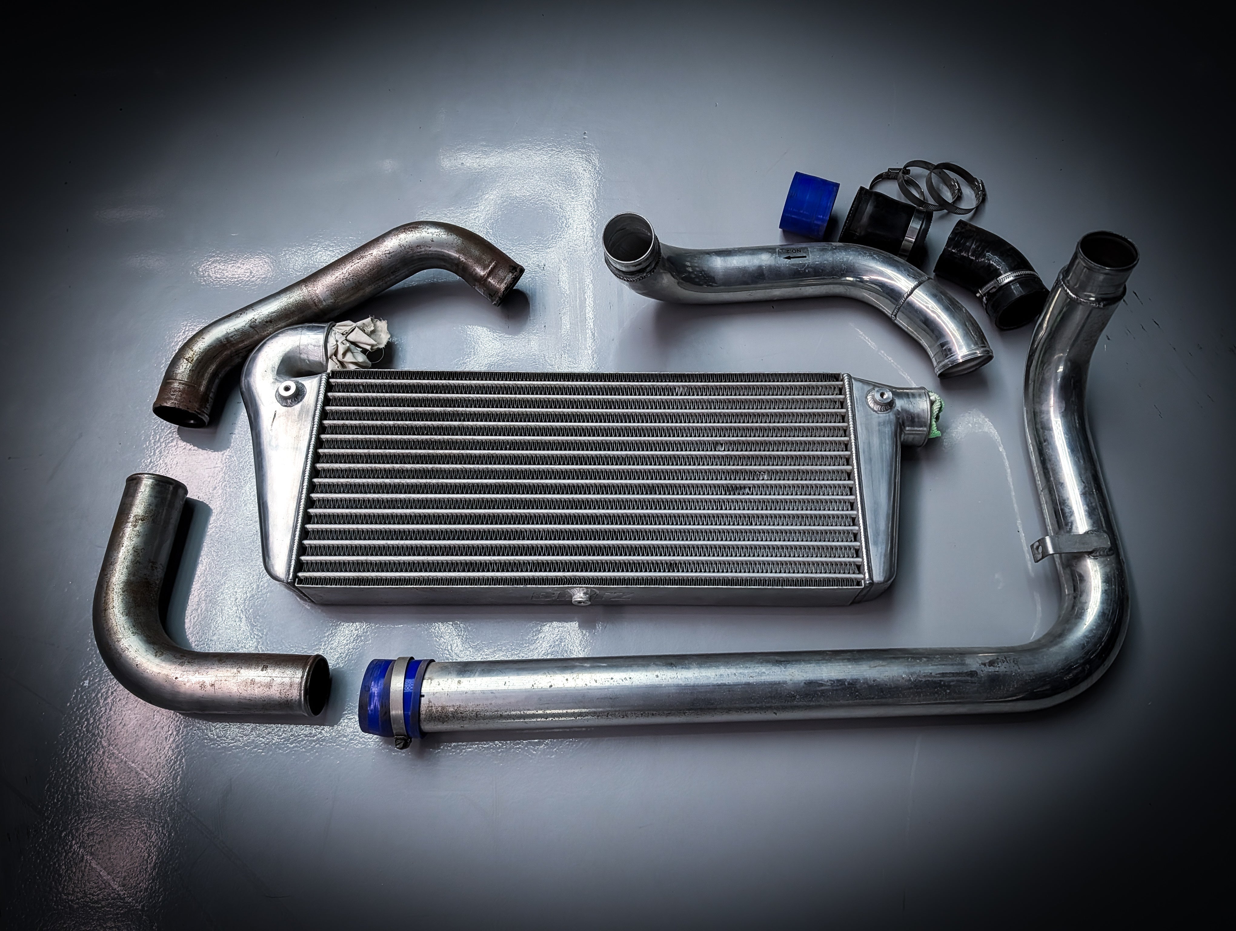 NISSAN Skyline R33/R34 76mm Thick BLITZ Return Flow Stainless Intercooler Kit