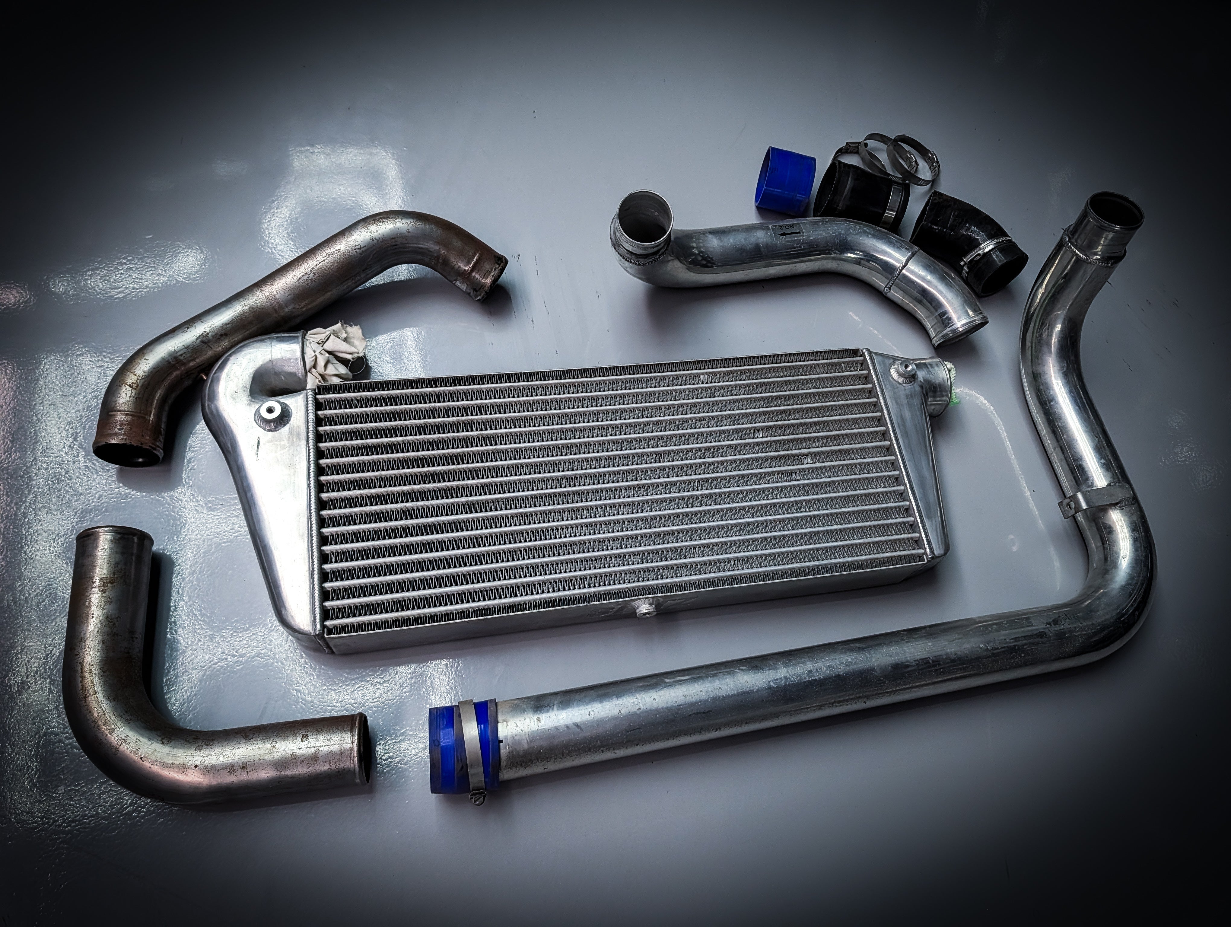 NISSAN Skyline R33/R34 76mm Thick BLITZ Return Flow Stainless Intercooler Kit