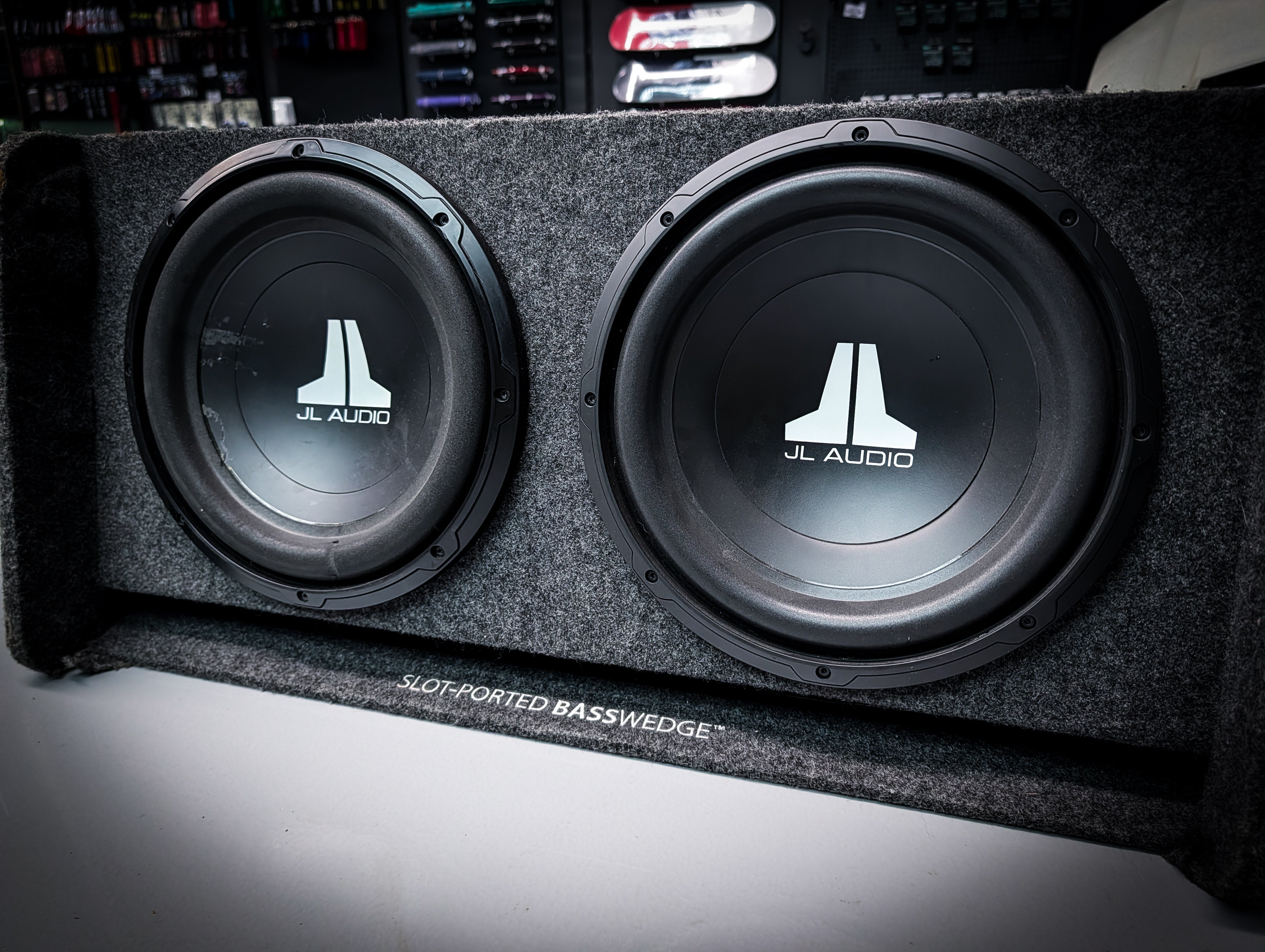 JL AUDIO SLOT WEDGE Dual 12" 1200watt Subs in ported Enclosure