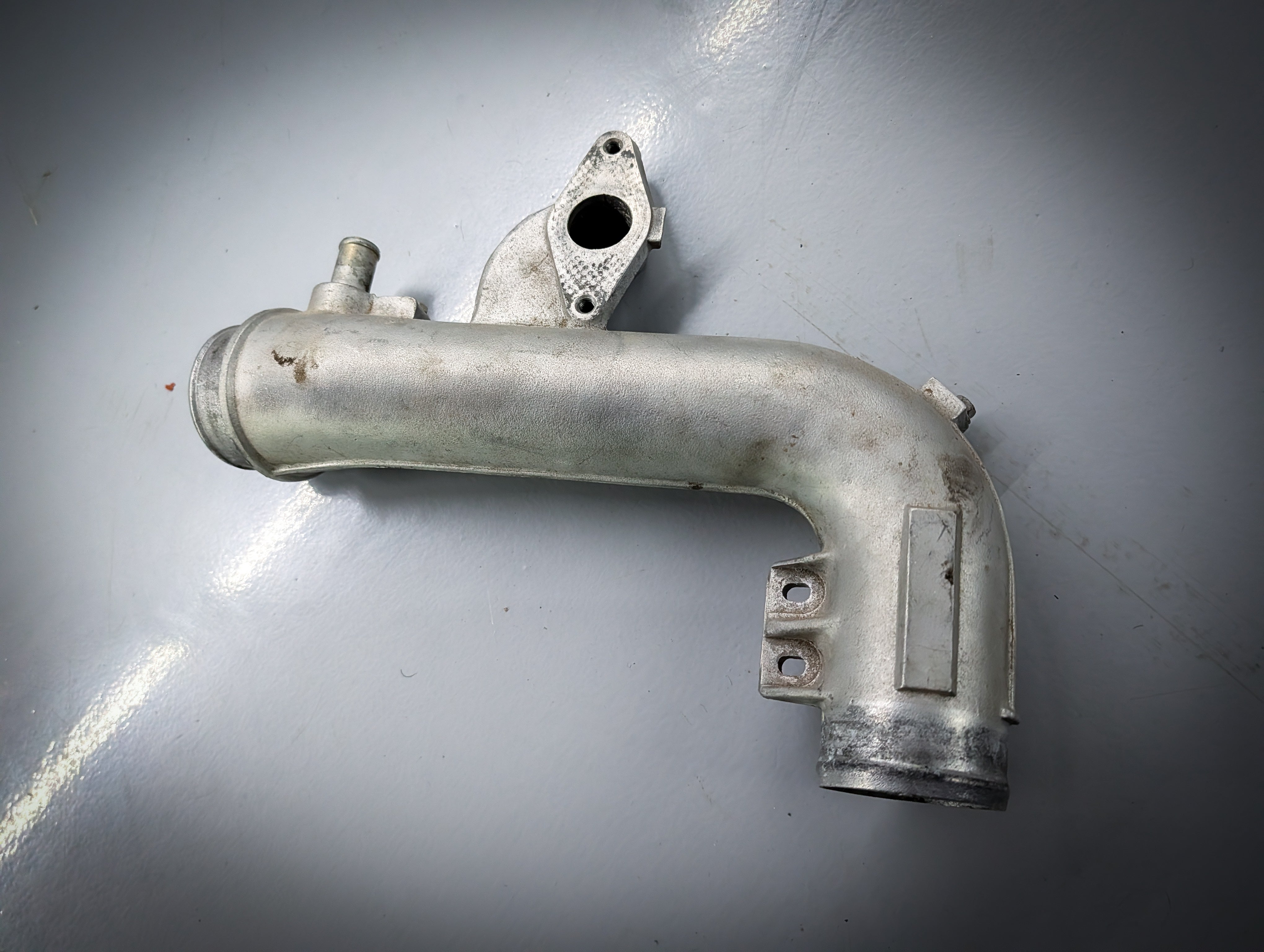 R32 RB20DET Top Intake/BOV Adapter Elbow