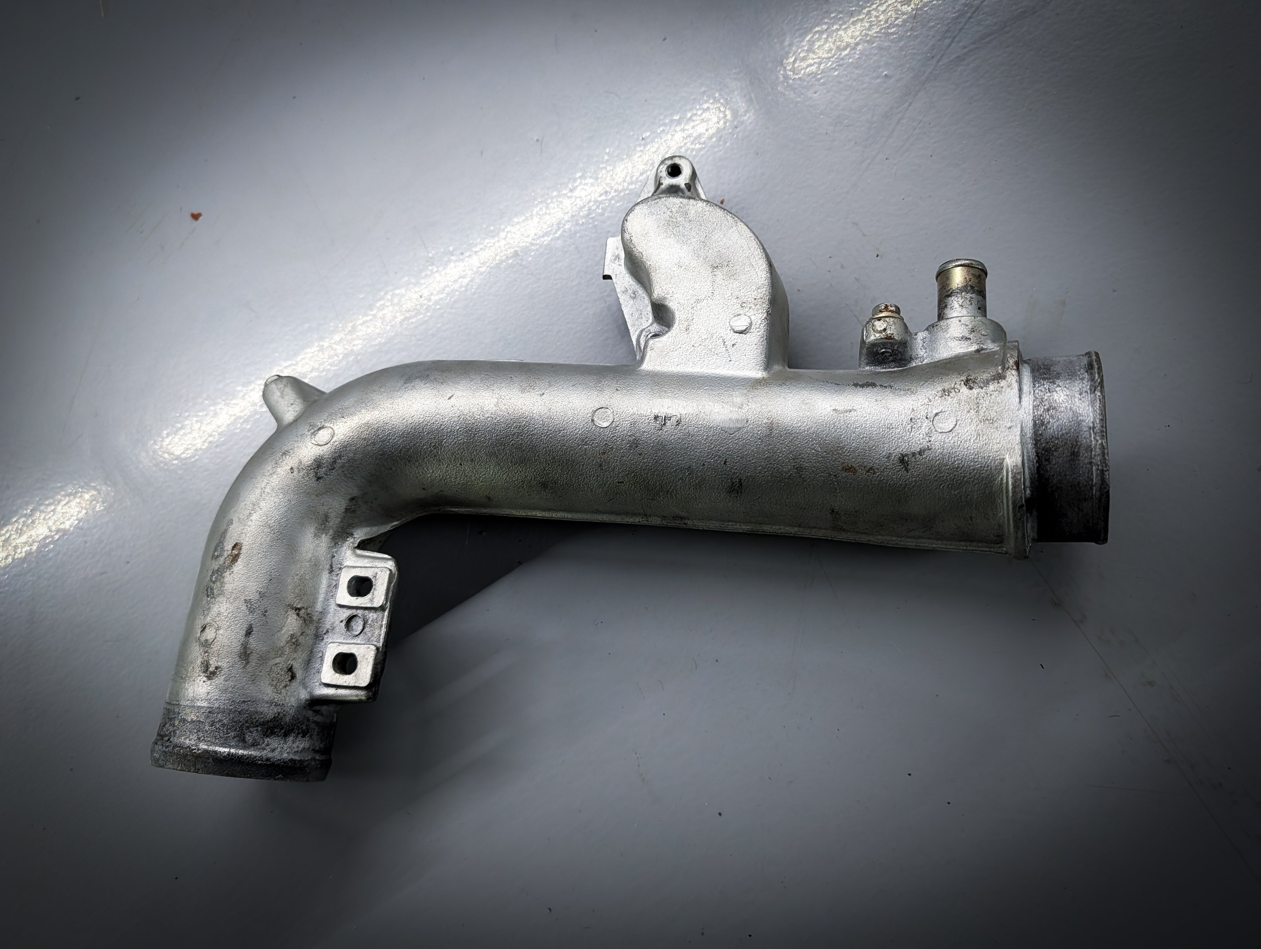 R32 RB20DET Top Intake/BOV Adapter Elbow
