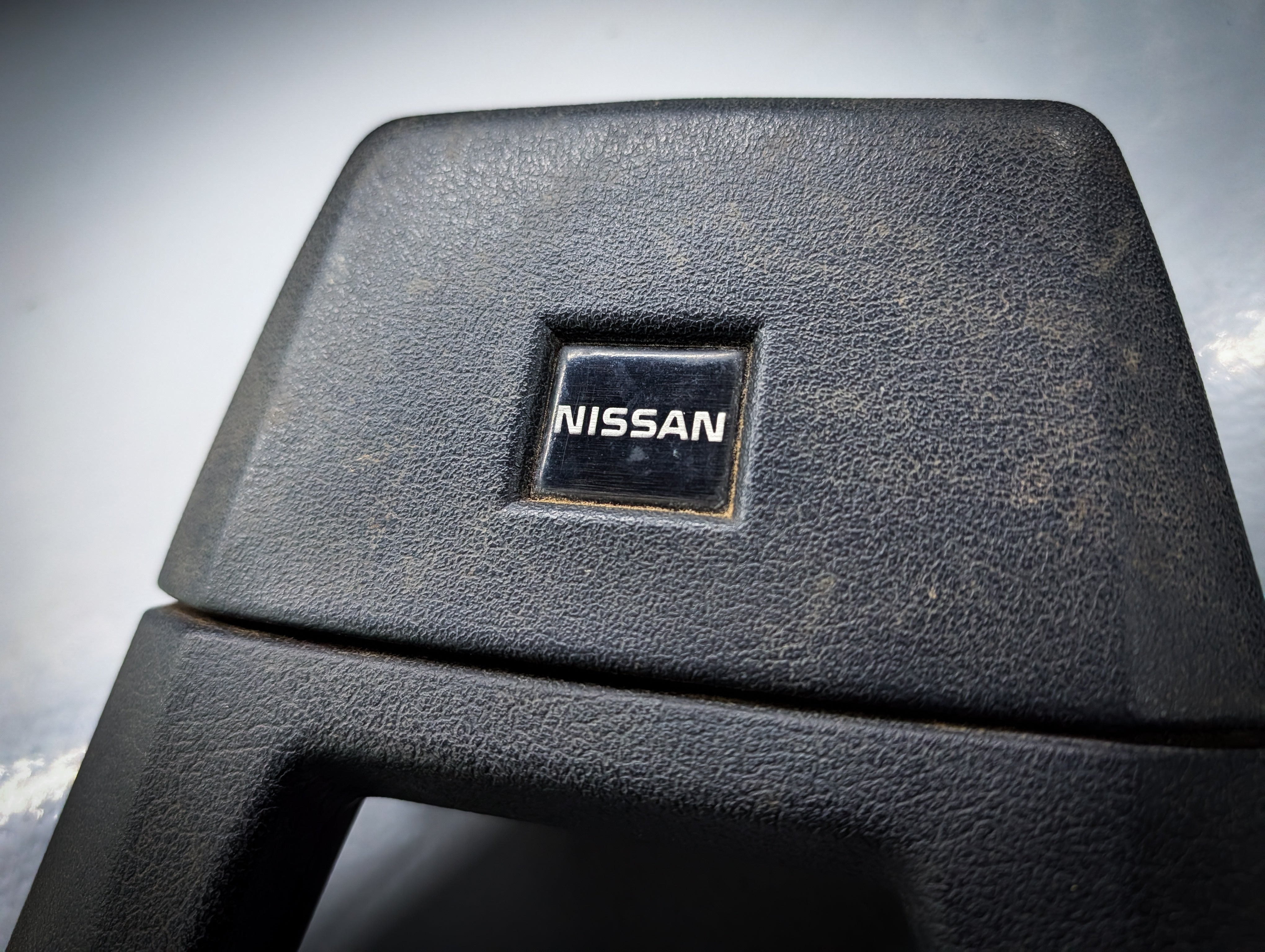 Early NISSAN R31 Skyline/Pintara Steering Wheel