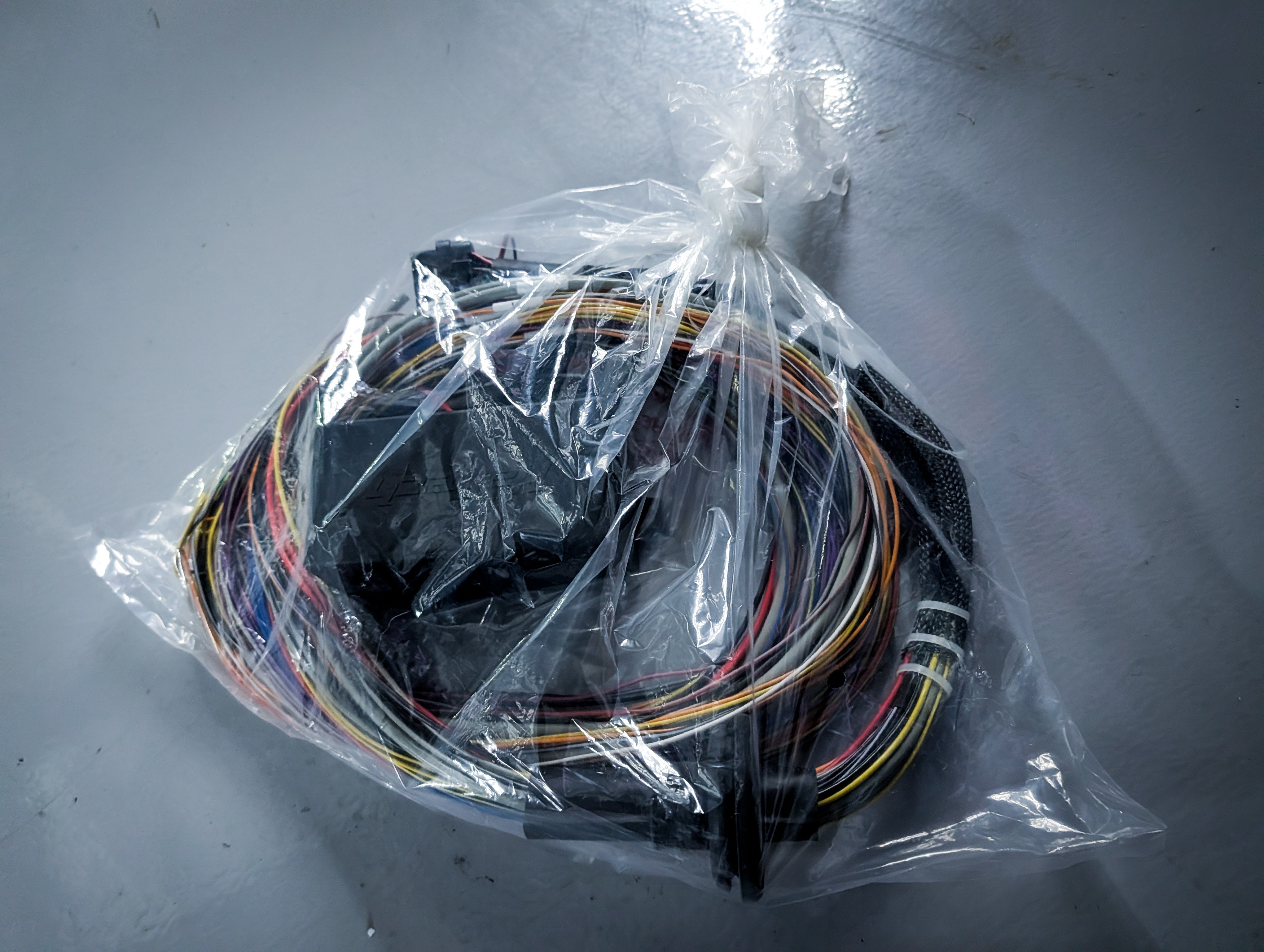 NEW • HALTECH ELITE 750 ECU + PREMIUM Universal Wiring Loom (HT-150600)