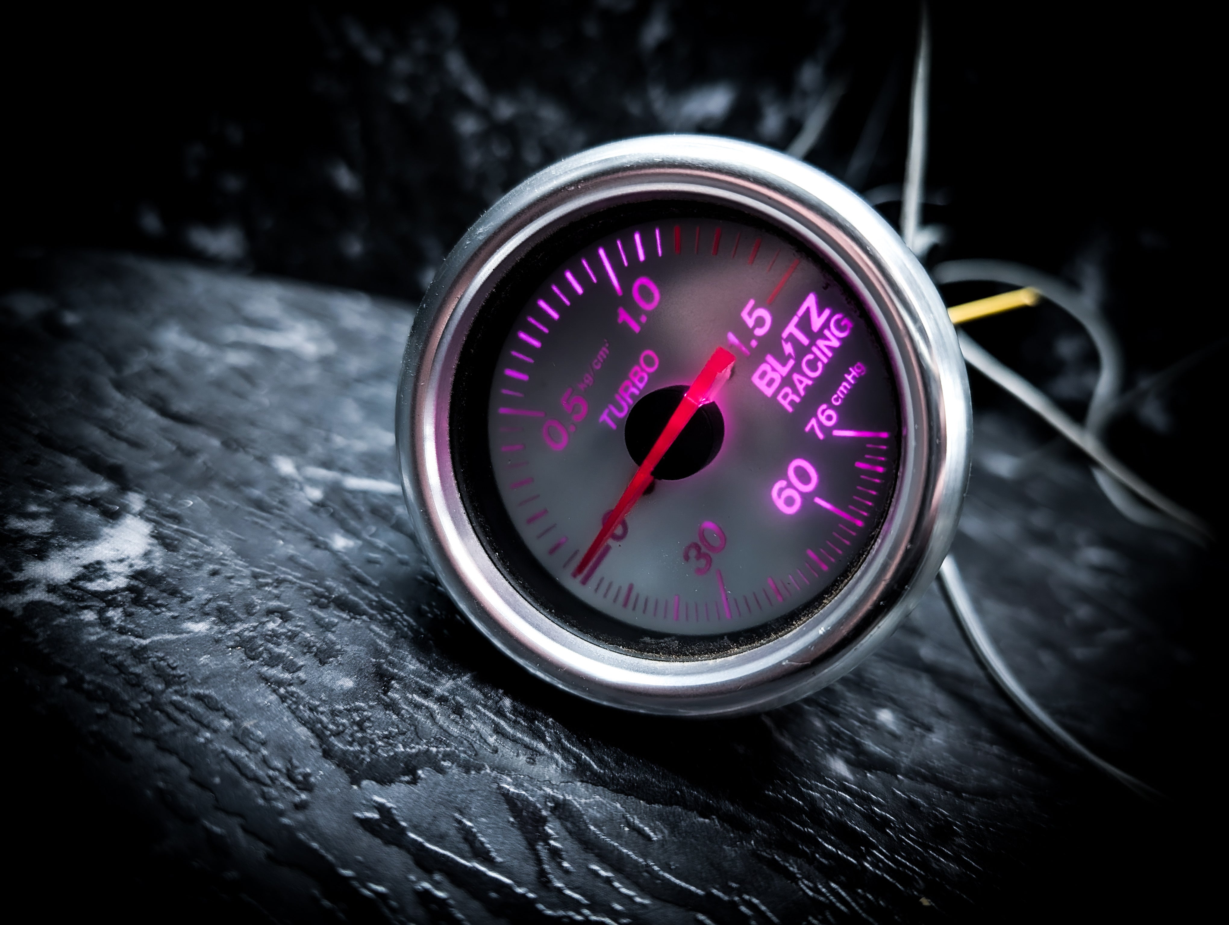 BLITZ 52mm Early Vintage Boost/Turbo Gauge - Bar