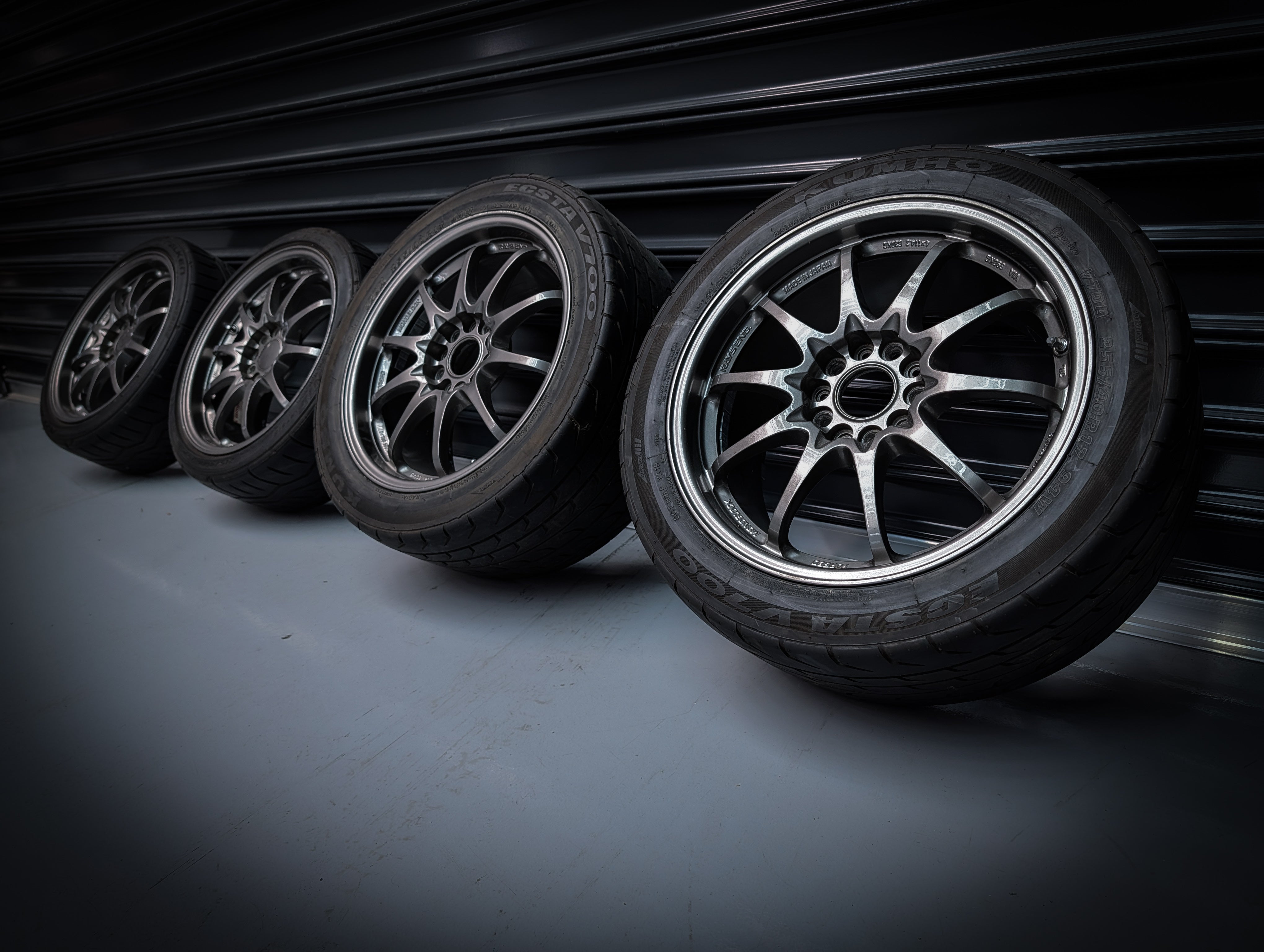 17" VOLK RAYS CE28 Staggared Wheels x 4