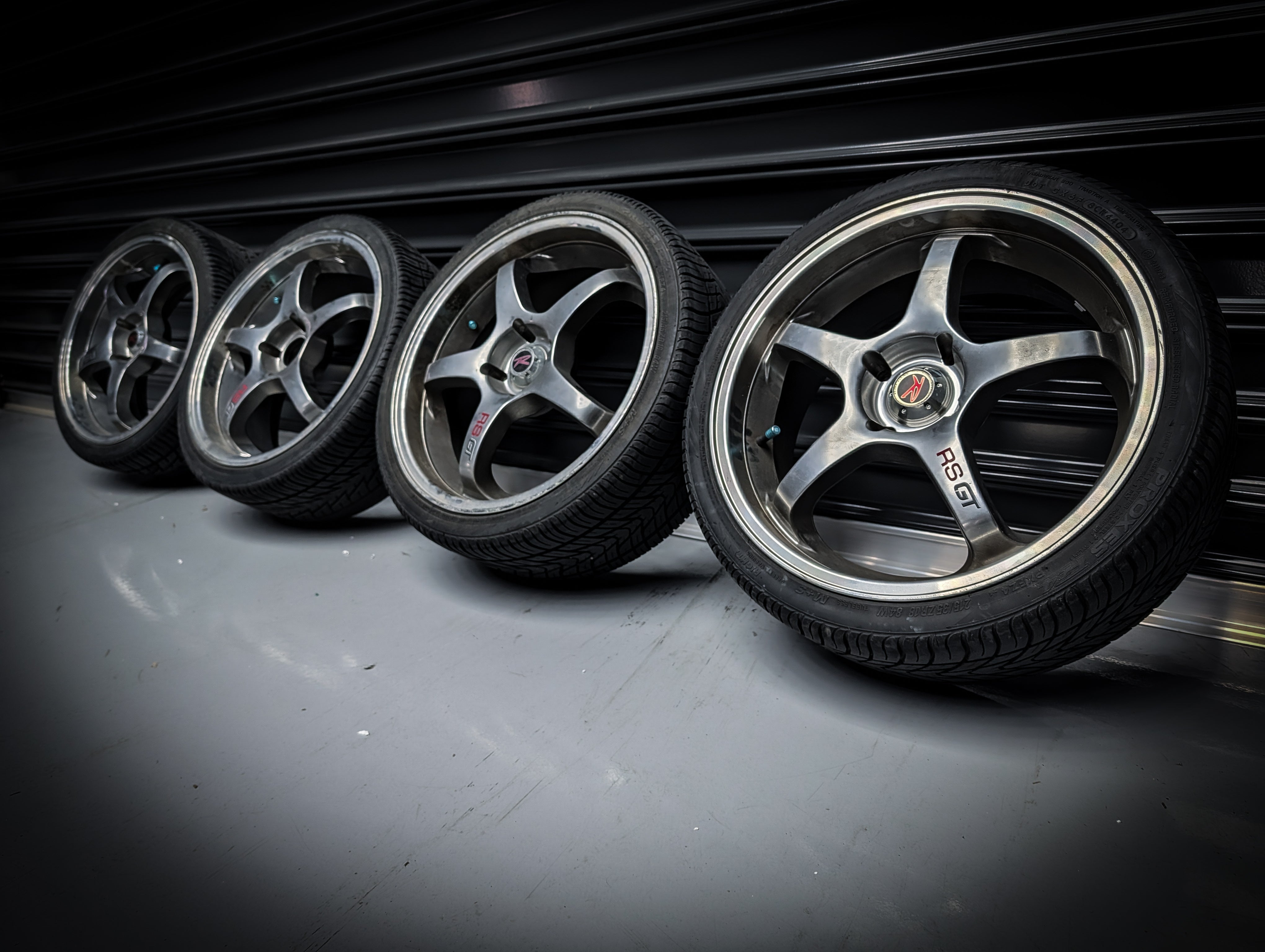 18" RS GT Racing Wheels x 4