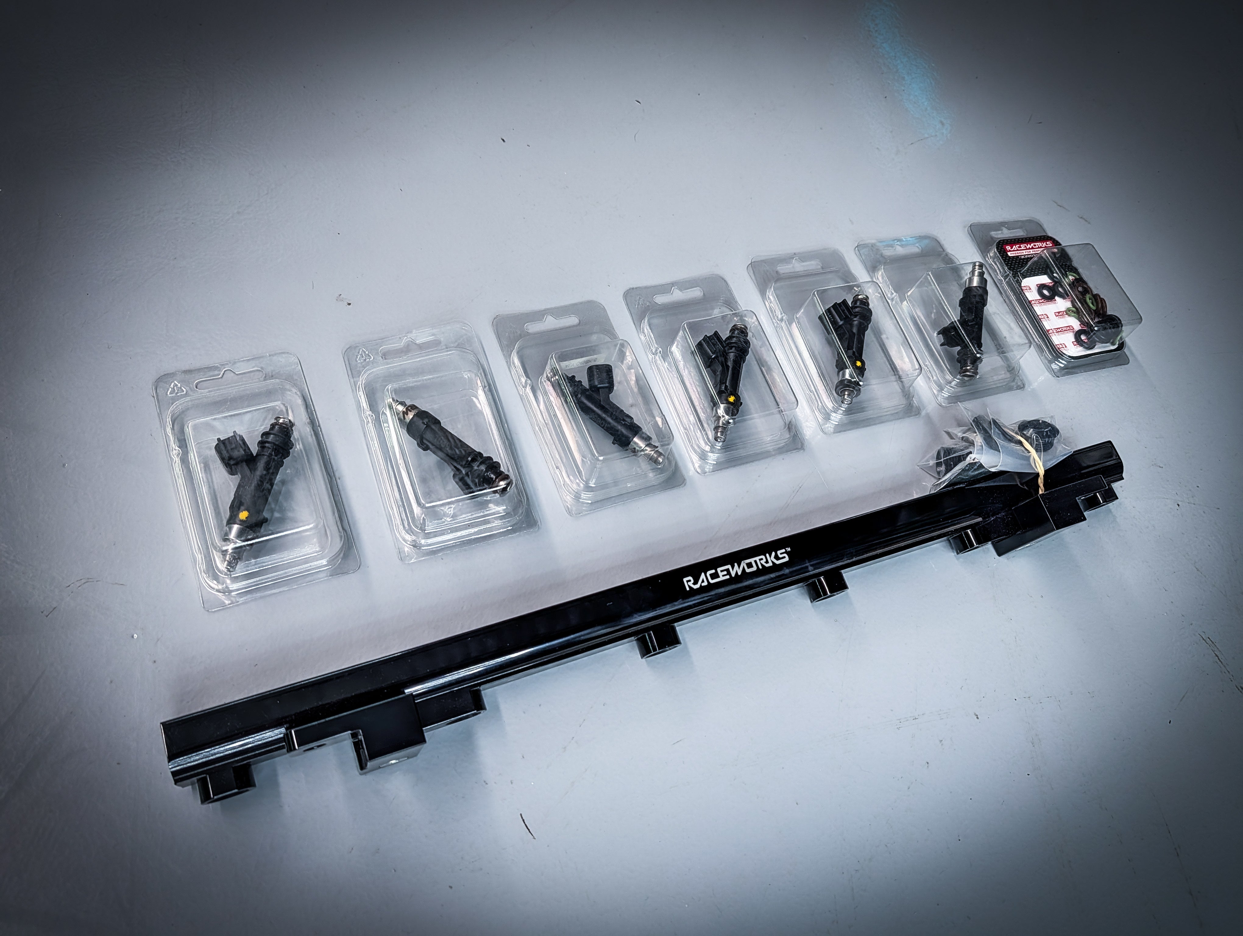 NISSAN RB20 Raceworks Fuel Rail and 1000cc Injectors