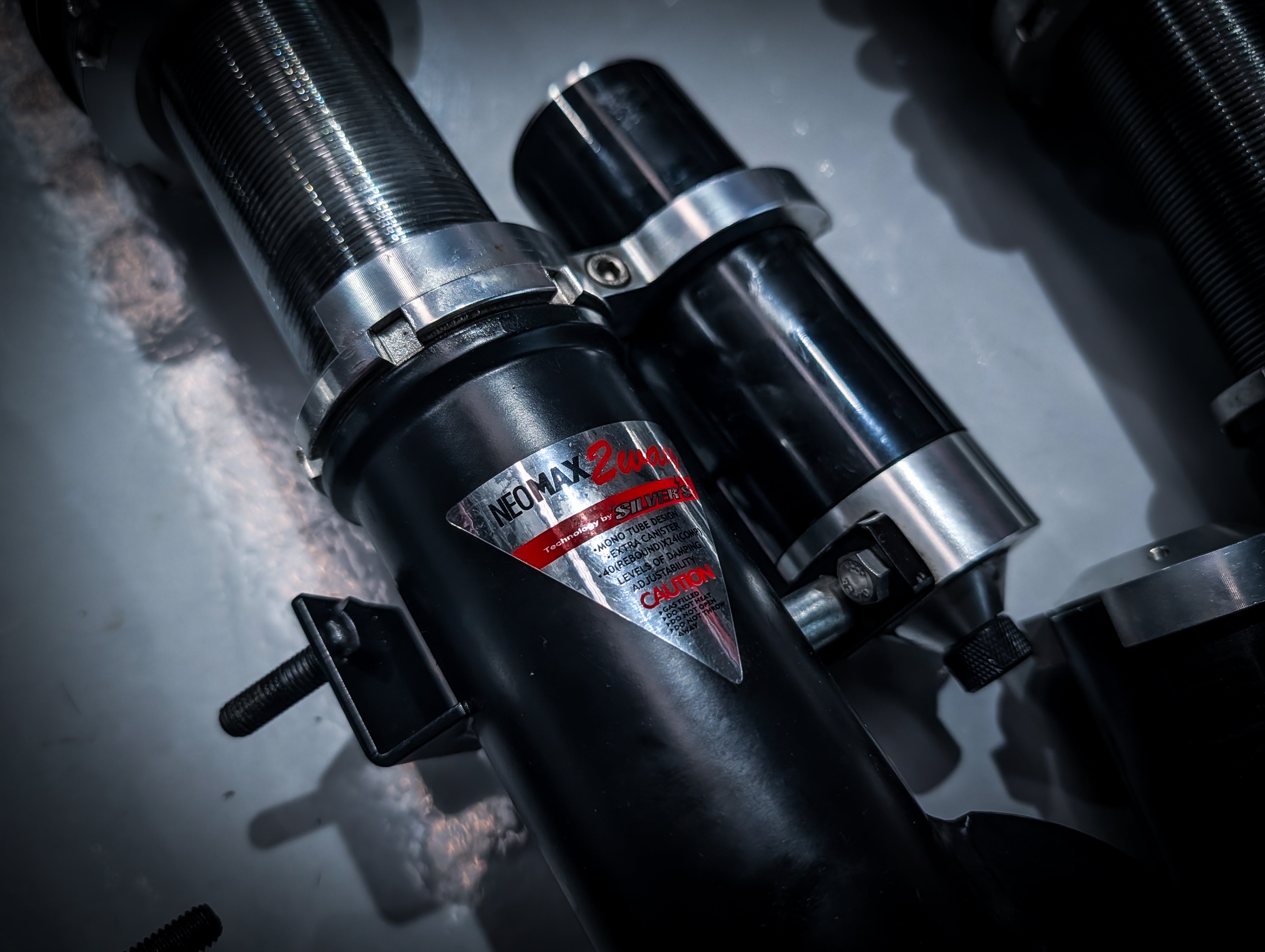 Nissan R35 GTR NEOMAX Silver 2 Way Adjustable Coilovers