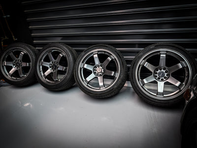 18" AVID 06 Gunmetal Wheels x 4