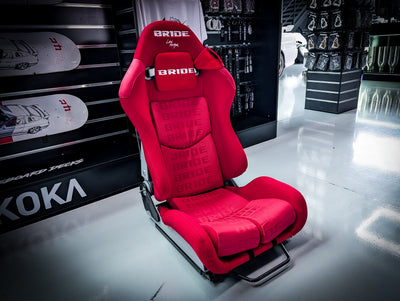 RED | BRIDE Low Max Universal Aftermarket Bucket Seat