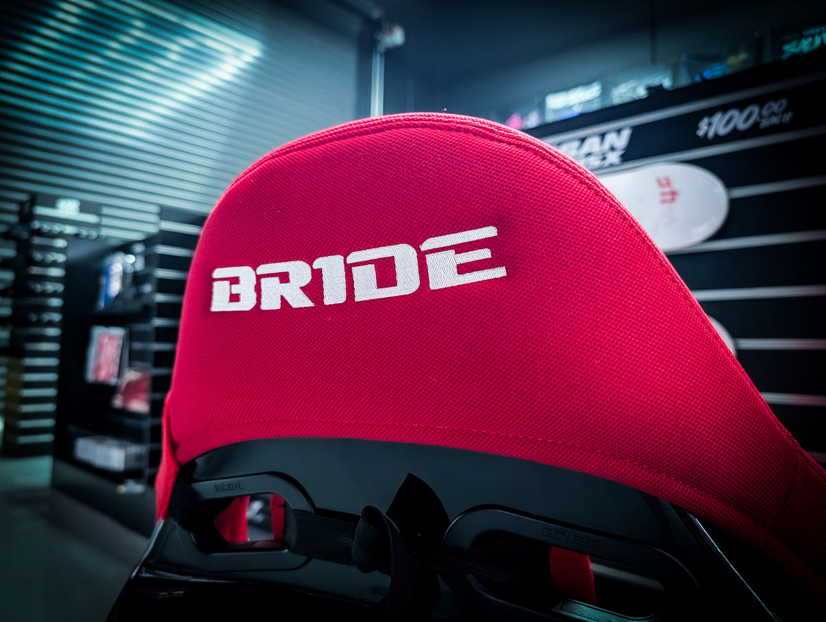 RED | BRIDE Low Max Universal Aftermarket Bucket Seat