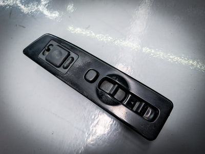 R32 Skyline Drivers Side Window Switch Panel