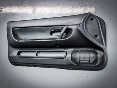 R32 Skyline Passenger Side Door Card ( Good Condition )