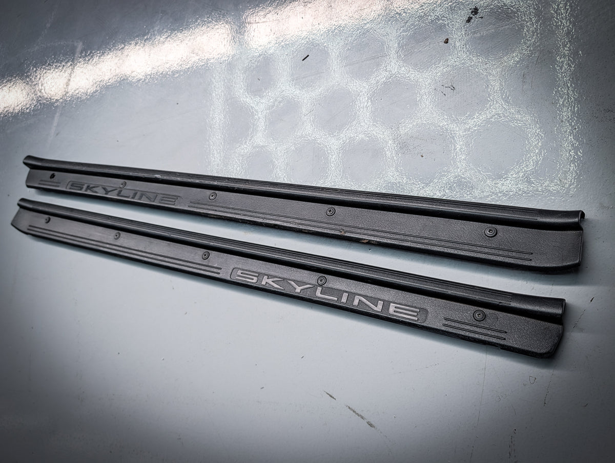 R32 Skyline Scuff Panels PAIR ( Good Condition )