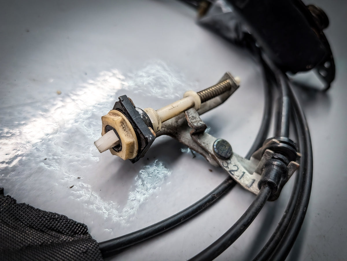 Nissan Skyline R32 Boot/Fuel Cap Release and Cable