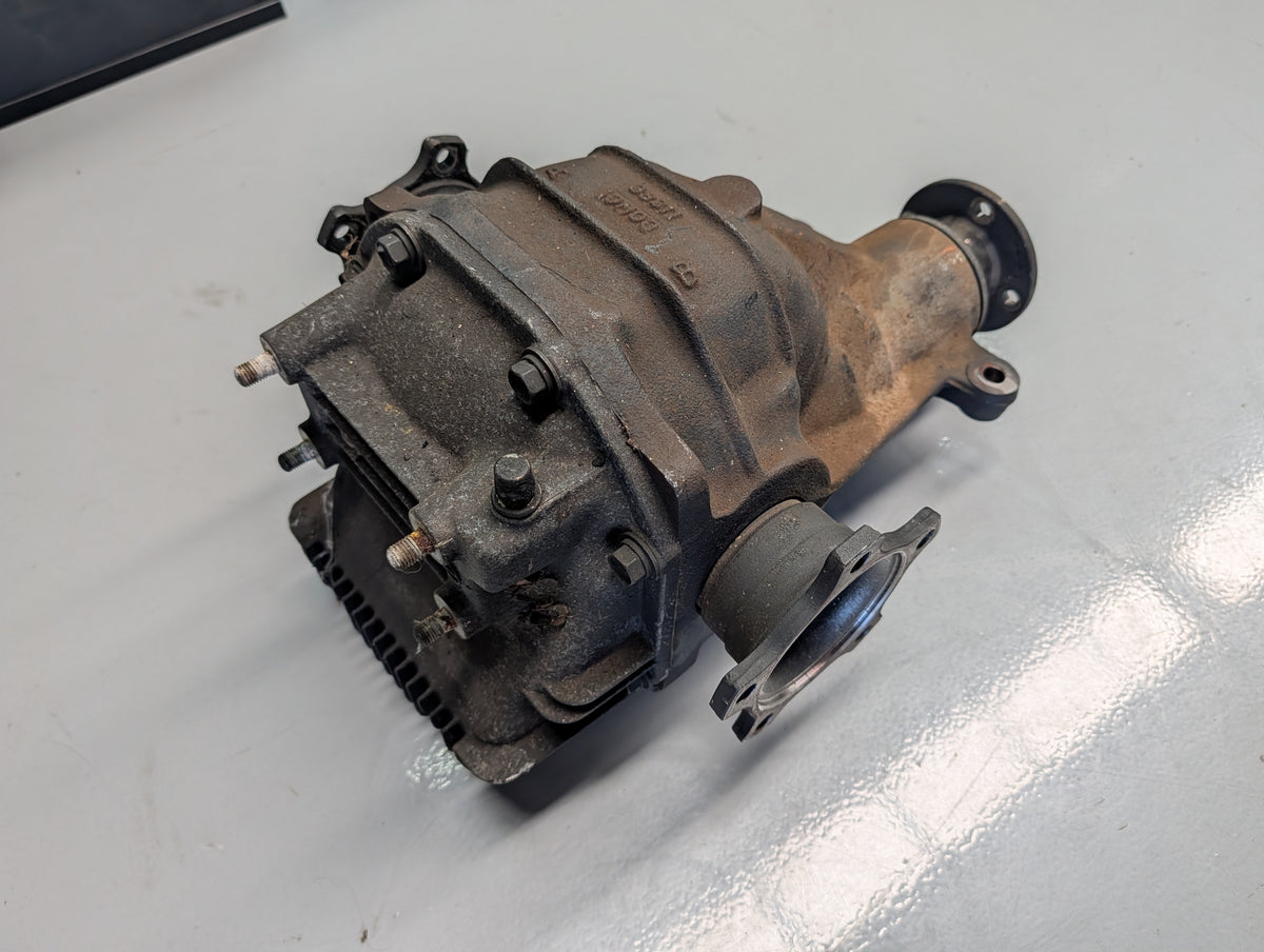 Nissan Skyline R200 LSD 4:36 DIFF ( R32 Gtst )
