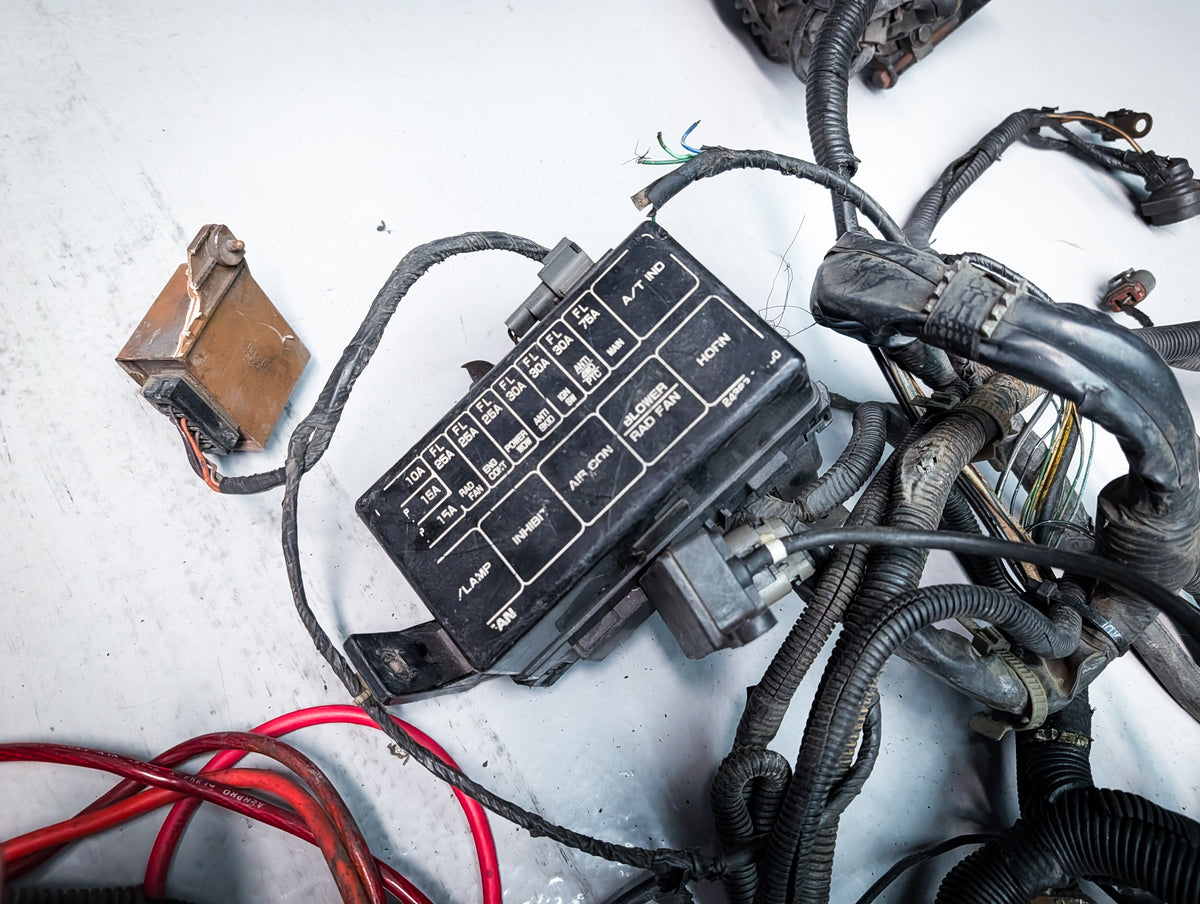 R32 Skyline Coupe Gtst Manual Engine and Cabin Wiring Loom ( Cut Through Firewall )