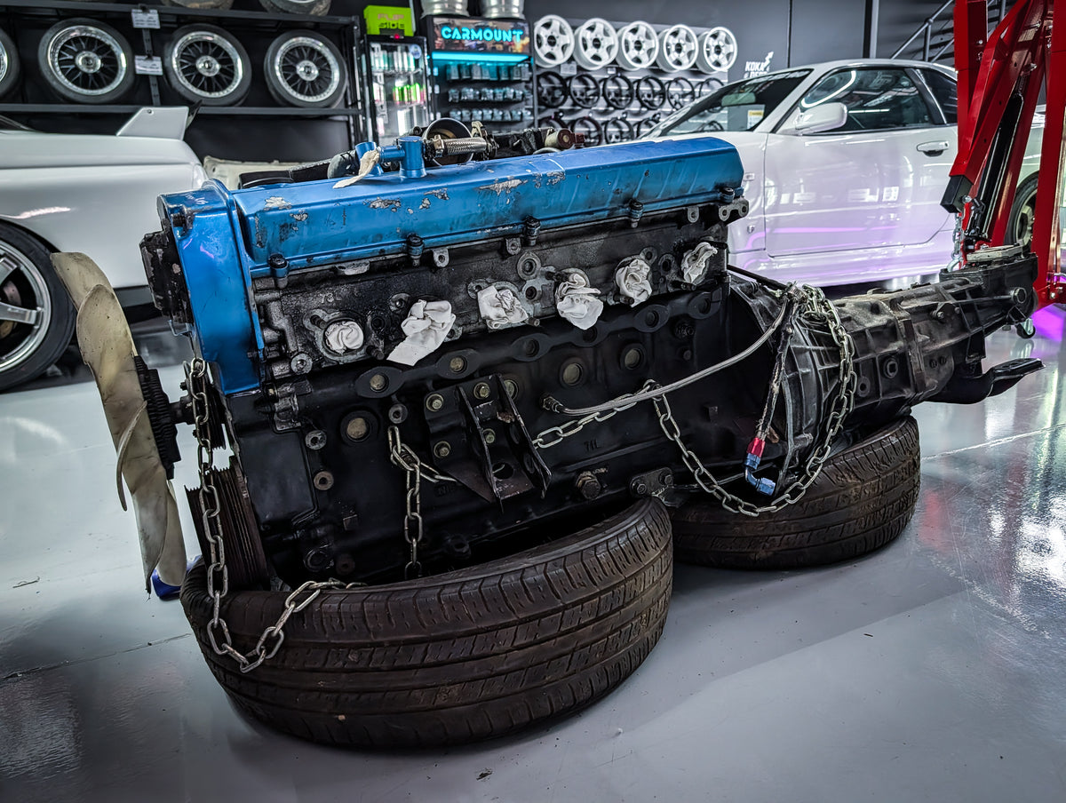 NISSAN Skyline R32 GTST RB20DET MOTOR AND GEARBOX ( 131***kms )